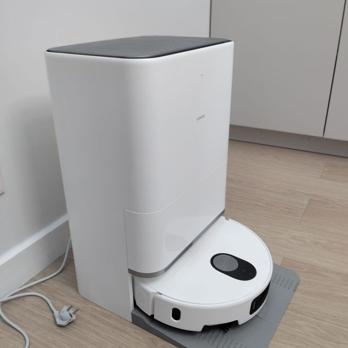 Робот пылесос, совсем новый