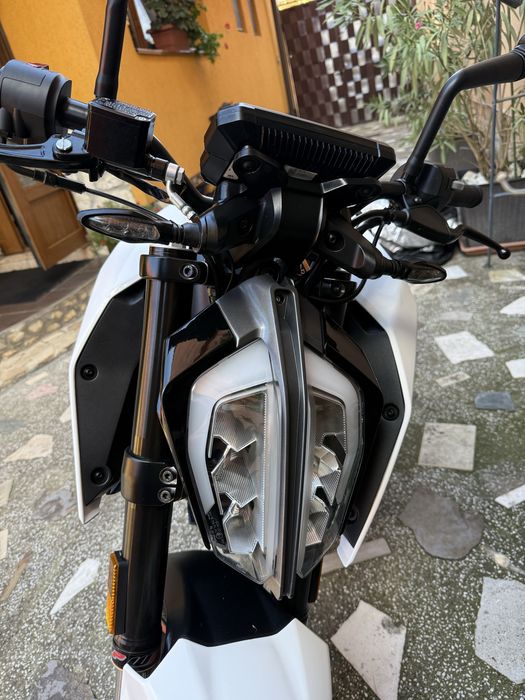 KTM Duke 125 ABS 2017 – 1.174 KM – UNIC PROPRIETAR