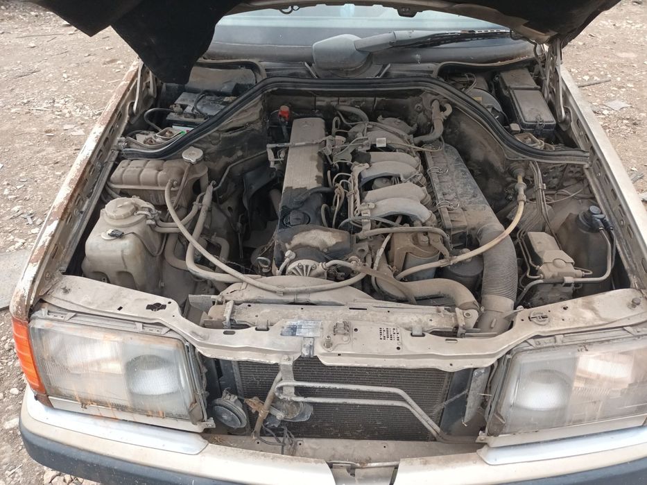 Dezmembrari  Mercedes-Benz W124  1993  > 1995 E 300 D (124.131) Motor