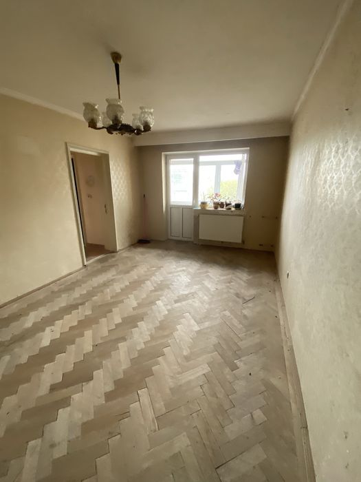 De vanzare Apartament 3Camere Trivale Etaj 3/4 pret 72.000€