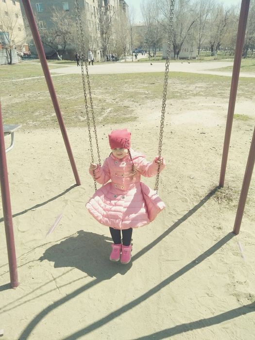 Продам димесезонную  курточку