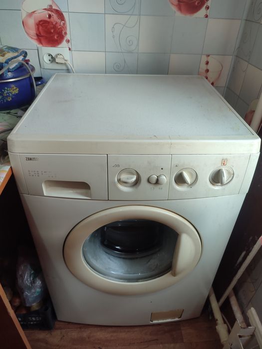 Стиральная машина Zanussi