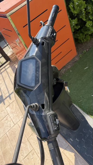 Scuter electric Super Soco Cux