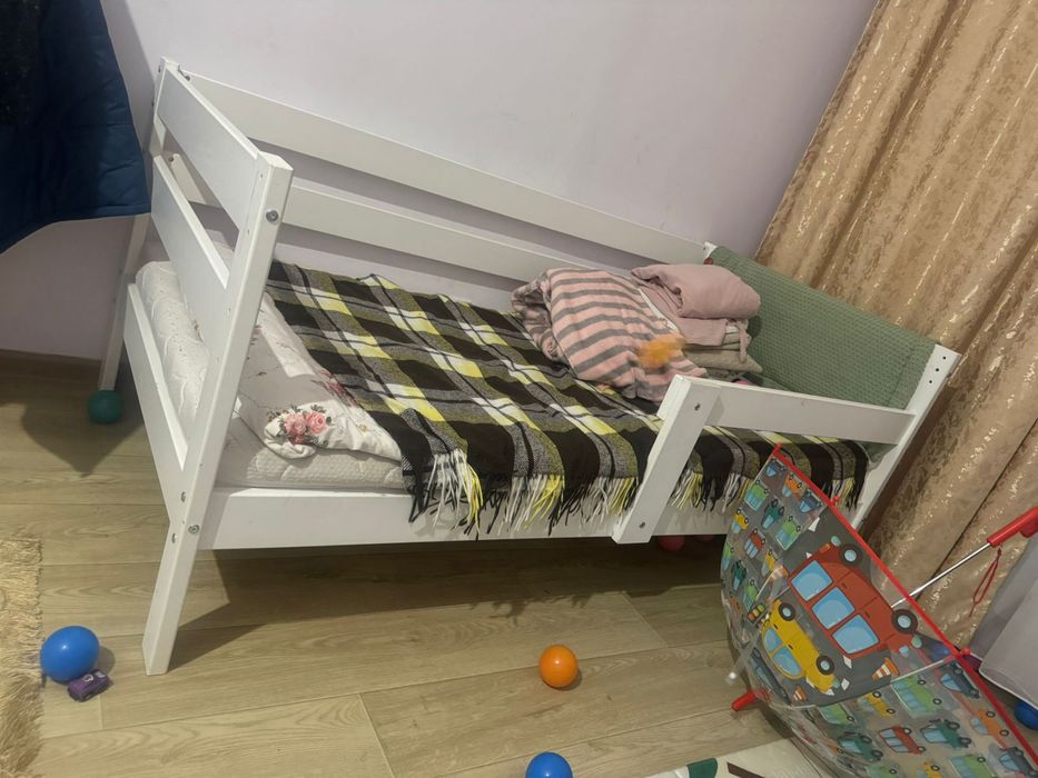 Продам детский кровать.