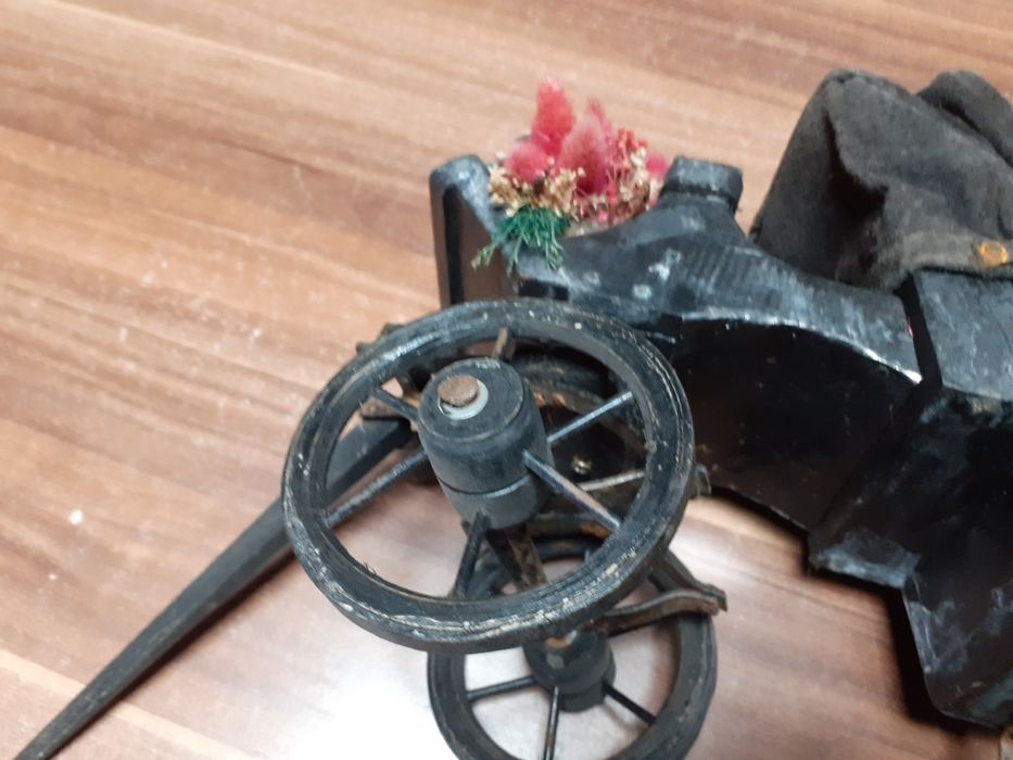 Кукла  порцеланова Макет на каляска  Landau