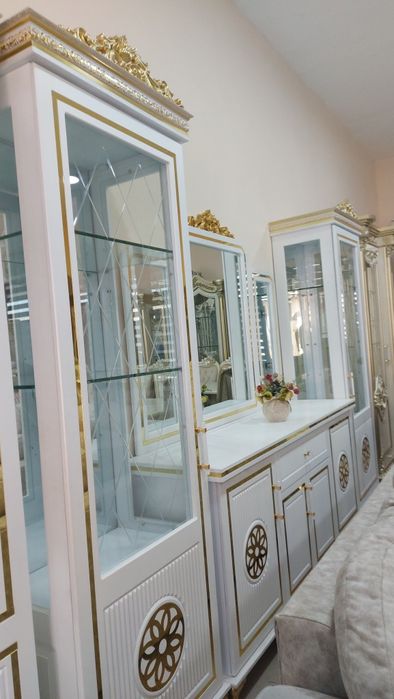 Shoshilinch stenka sotiladi yangi.