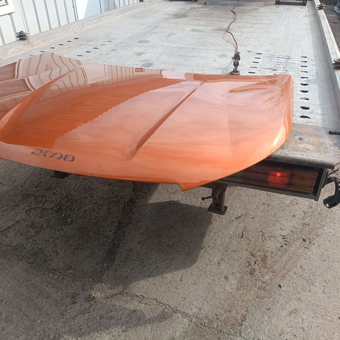 Преден капак Пежо 2008 след 2020г.