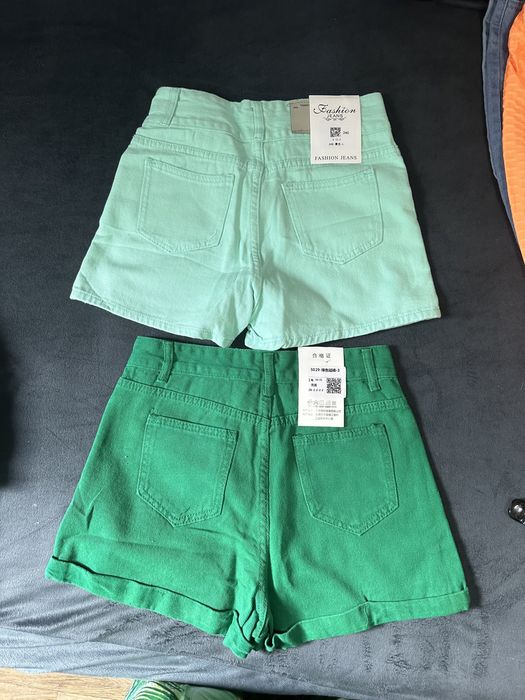 Продам новые женские шорты xs