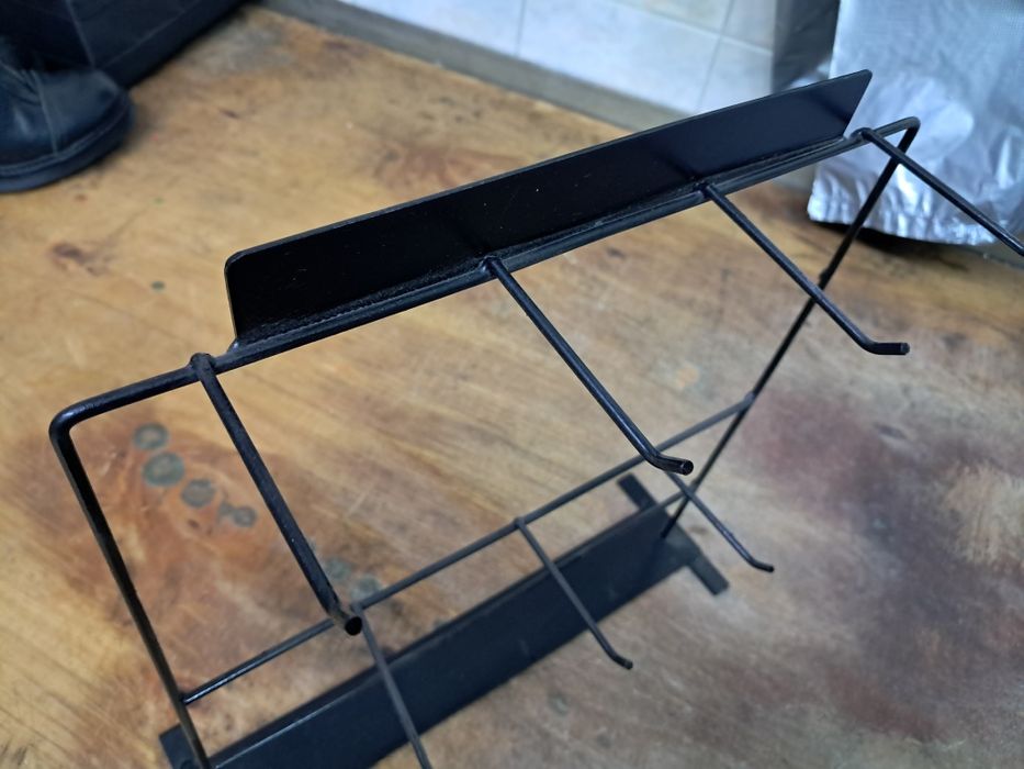 Продам полку для аксессуаров