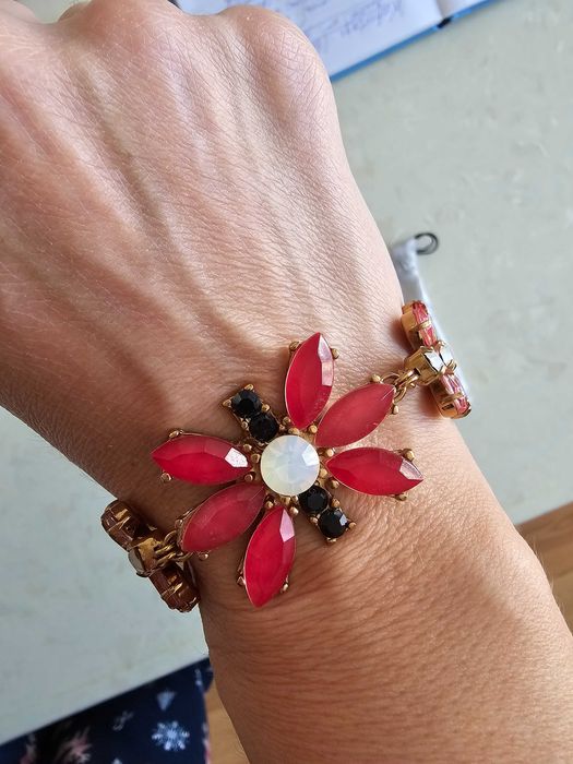 Уникална гривна на Liu Jo