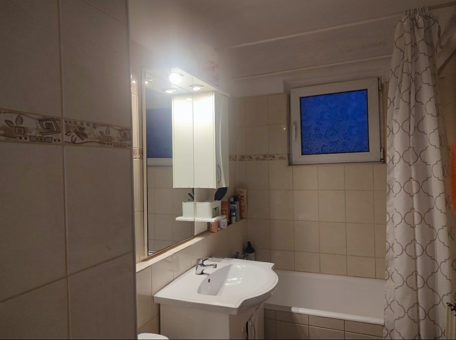 Caut  colegă de apartament