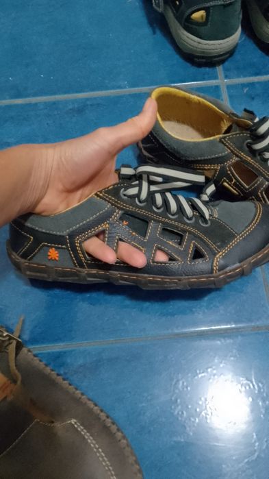 pantofii   ciloarea brun,, de la Art, din piele