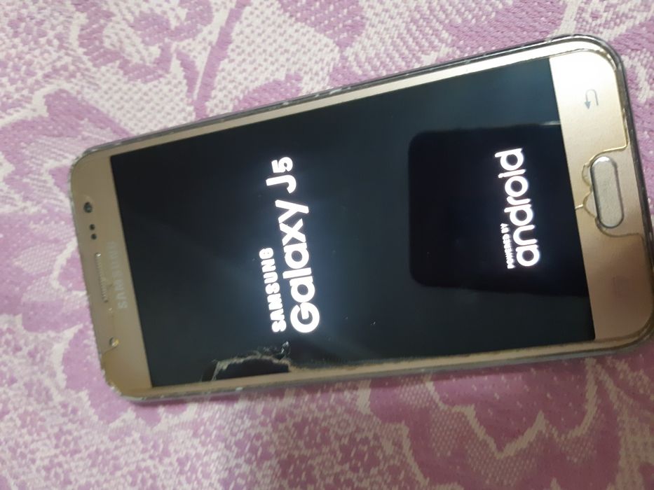 Самсунг   в хорошем состоянии