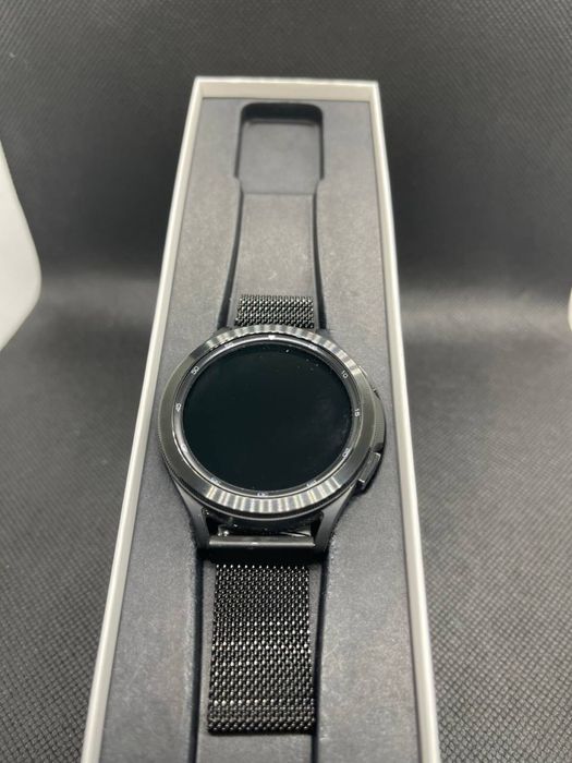 Часы samsung Galaxy Watch 4 classic