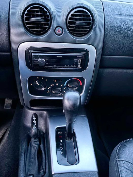 Jeep  Cherokee  2.8 CRD  автомат - нов внос