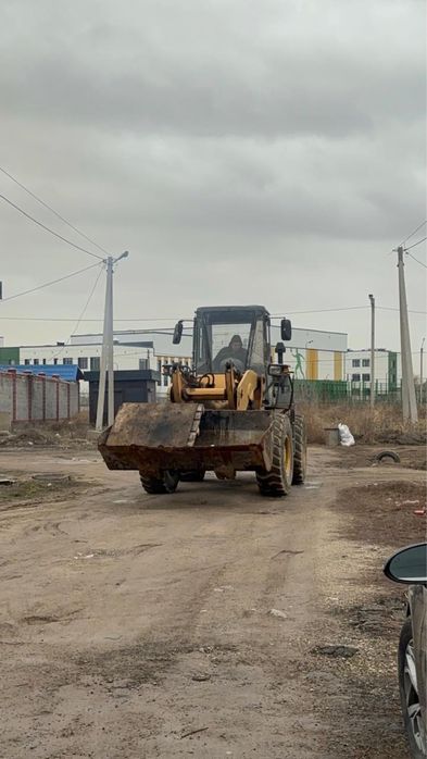 Аренда погрузчик 2 куб, фронтальный погрузчик