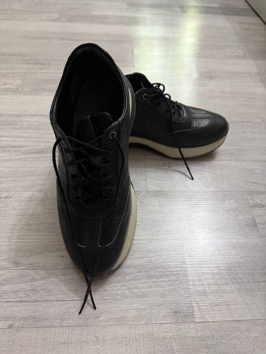 Продаётся оригинальная обувь кожа