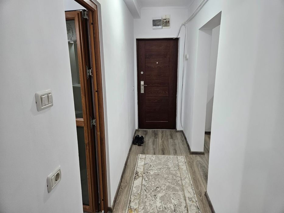 Apartament,  2 camere ,zona Vale (mobilat si utilat)