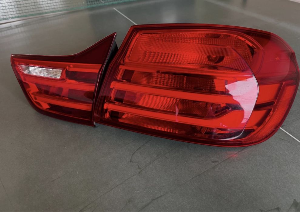 BMW F32 стопове ЖЪЛТ мигач