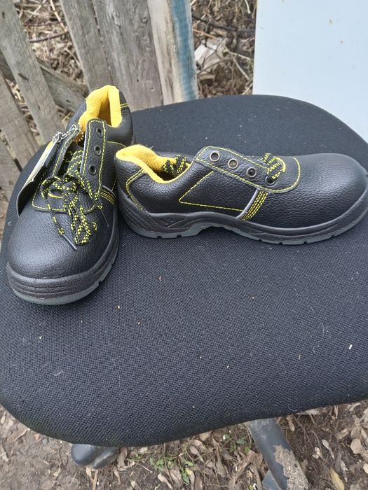 Сефти обувь продам