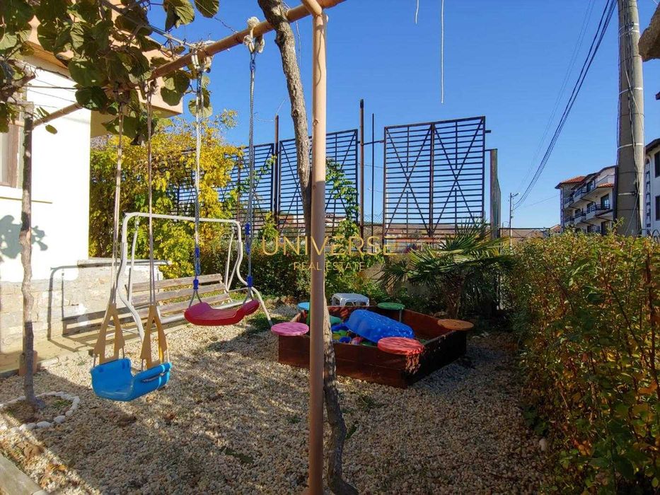 Продава се Къща в с. Кошарица, Област Бургас - 350 кв.м за 394 €/кв.м - Снимка #14