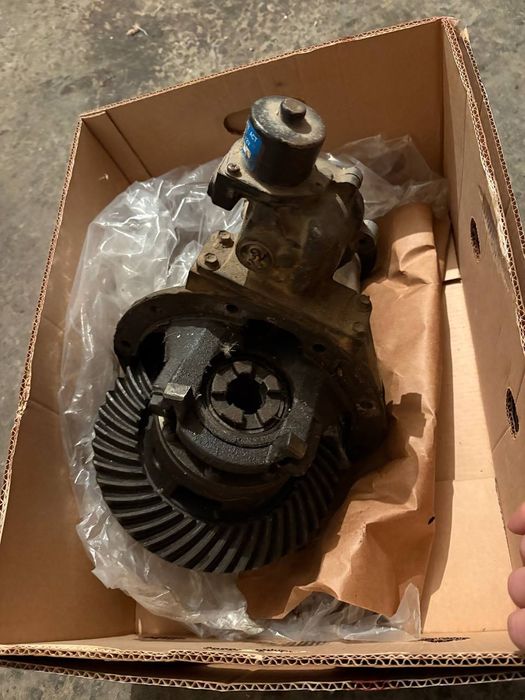 Задни редуктор дифлогымен сатылады