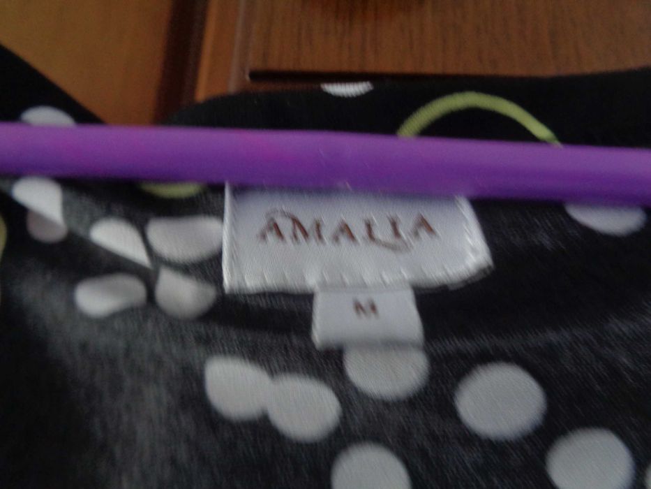 Vand rochita cu maneca lunga dama 5.