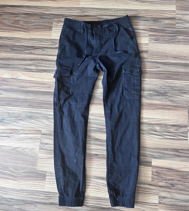 Отдам вещи даром 8-9 л