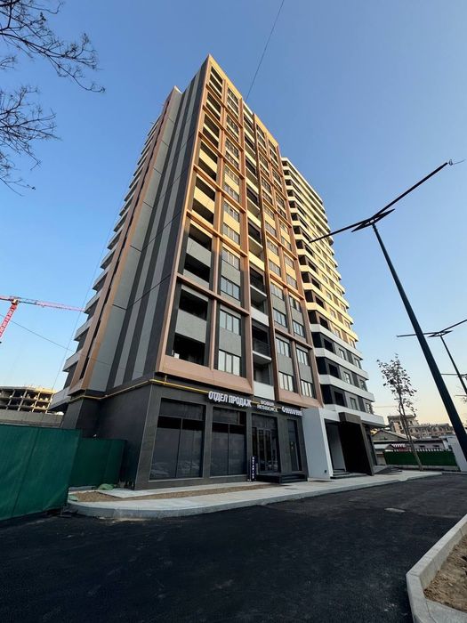 Яккасарайский район. Продается 2х комнатная квартира. Новостройка