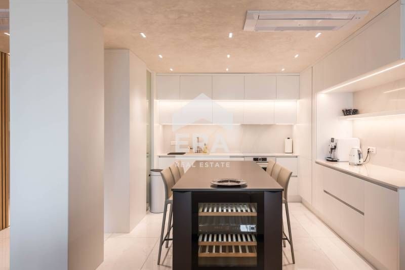 Продава се Тристаен апартамент в Варна, м-т Евксиноград - 154 кв.м за 2517 €/кв.м - Снимка #6