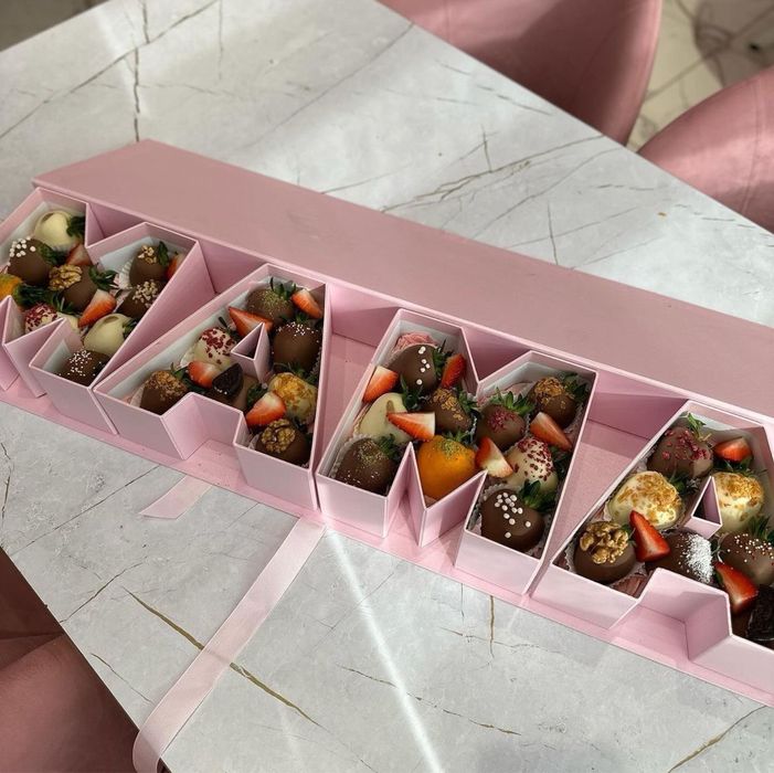 Клубника шоколаде