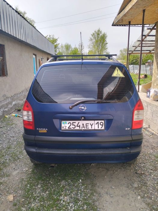 Продам машину опель