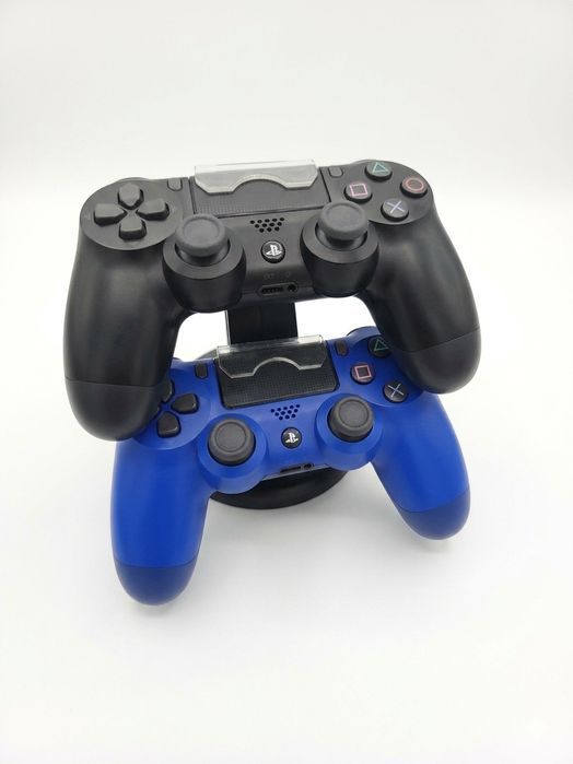 Ps4 Slim 1Tb (stare impecabila, perfect functiona si intretinut cu grija)