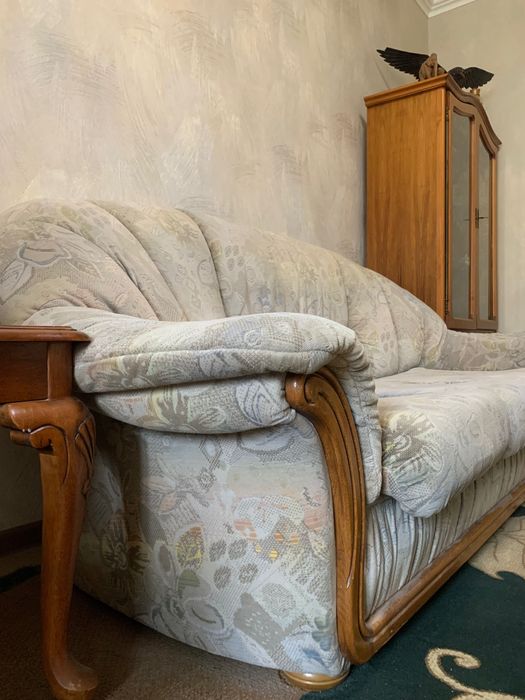 Диван с креслами