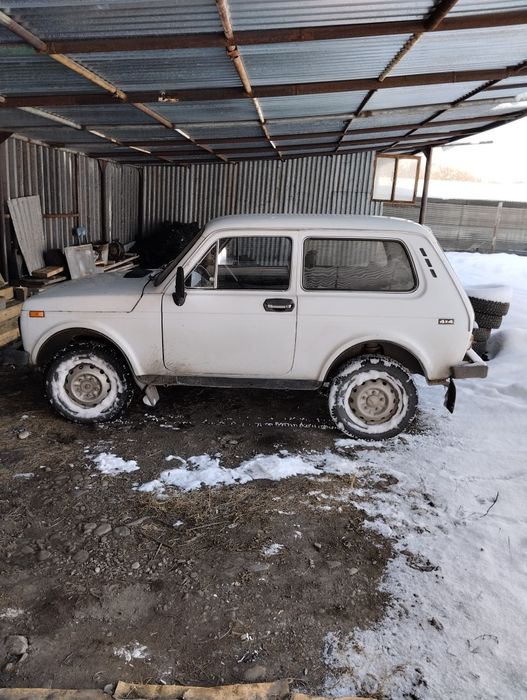 Нива на 2121 ваз