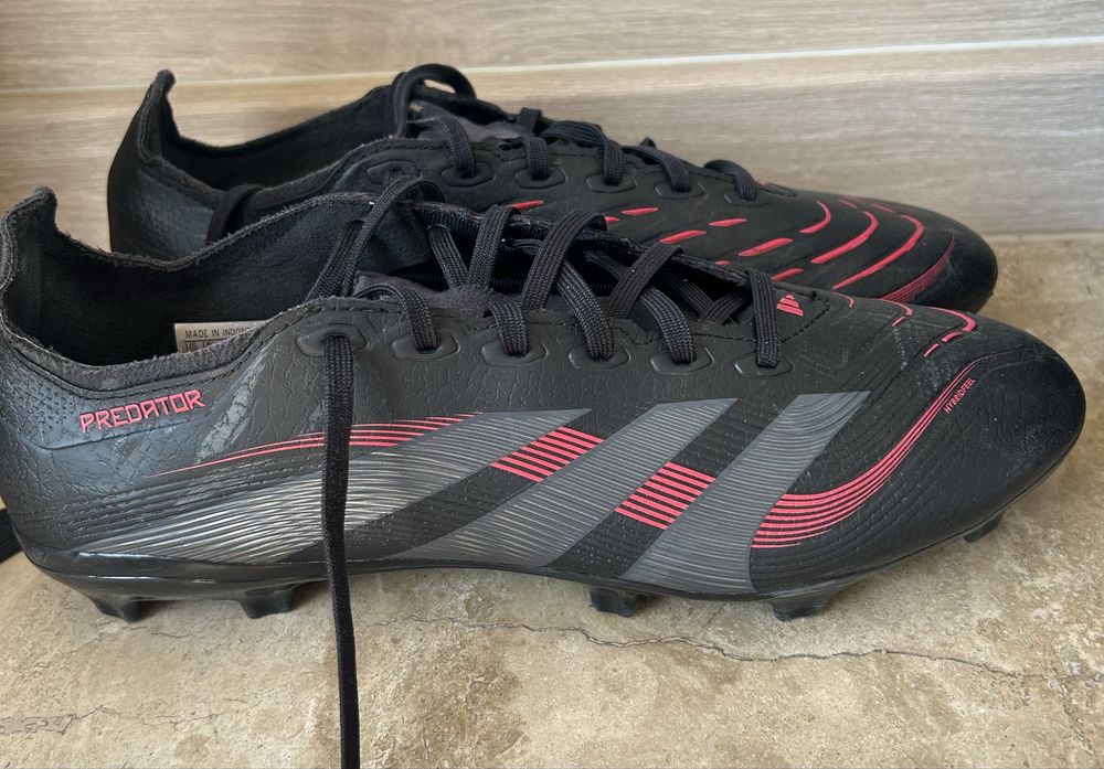 Ghete fotbal PREDATOR 42 , 2/3