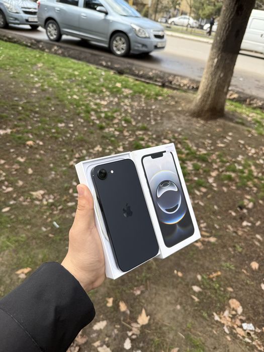 Iphone 16e 100% 84 sikl yangi