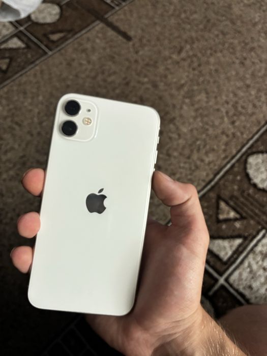 iphone 11 акб 86%