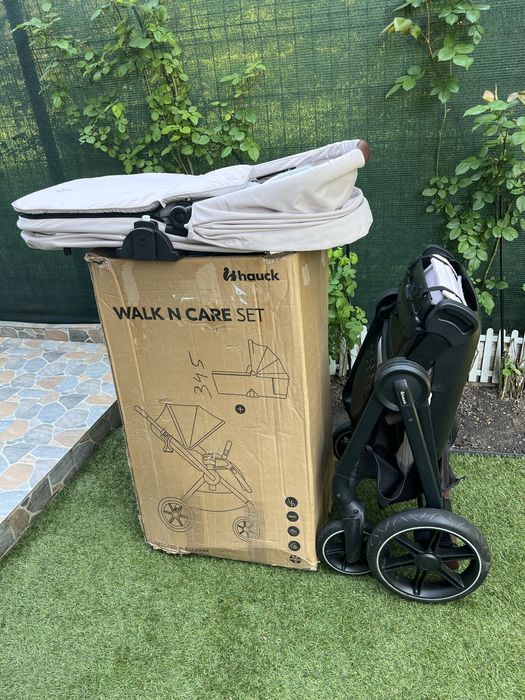 Carucior 2 in 1 Hauck Walk  N Care, stare foarte buna
