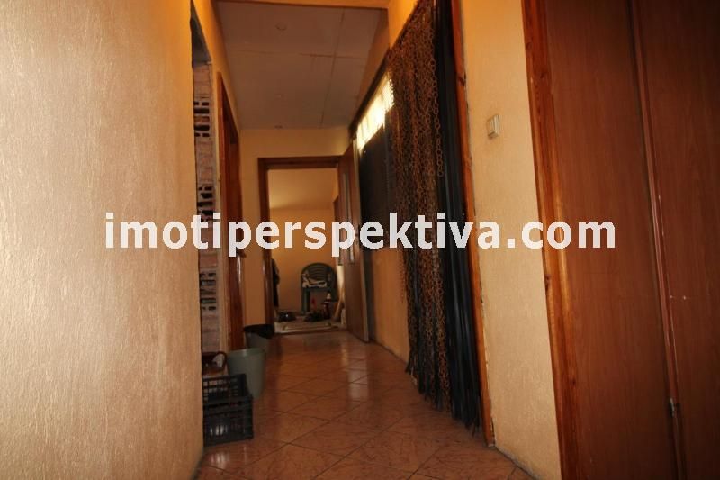 Продава се Къща в Пловдив, Център - 380 кв.м за 790 €/кв.м - Снимка #8