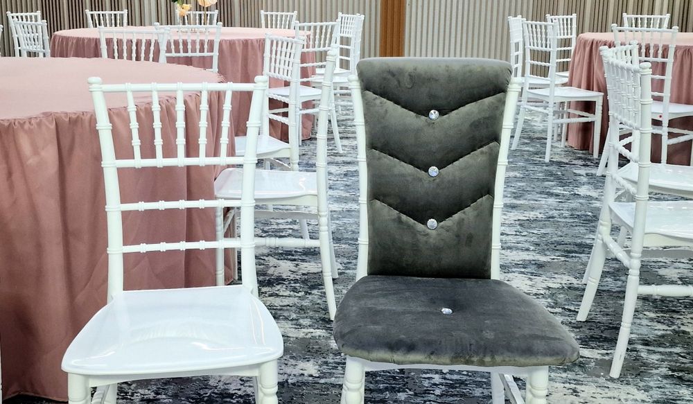 Scaune tapițate sala evenimente cort