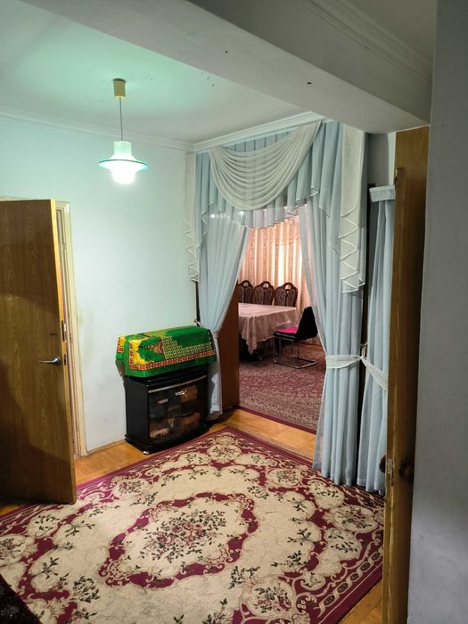 Sotiladi Продается на Хамид Алимджан 2 ком квартира рядом с Акай Сити