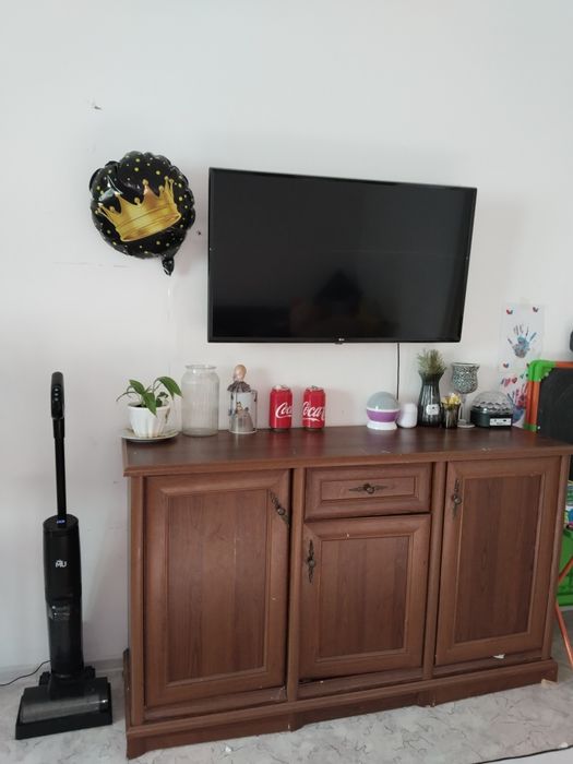 Продаю телевизор LG. Смарт тв