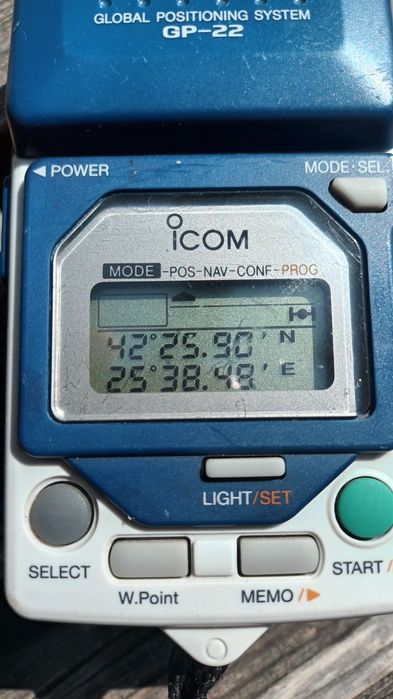 Icom GP-22 - ретро gps приемник, работещ, навигация, от 90-те, джи пи ес, за колекция, ресийвър