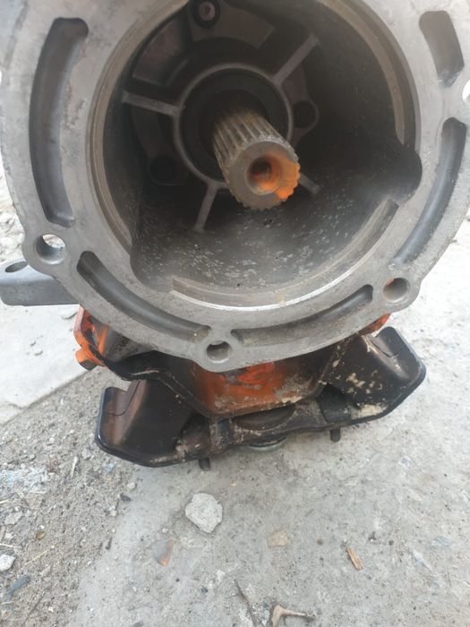 Продам коробку механика KIA Sorento