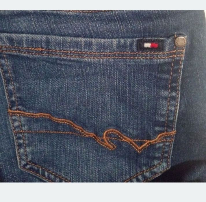 De vânzare blugi TOMMY