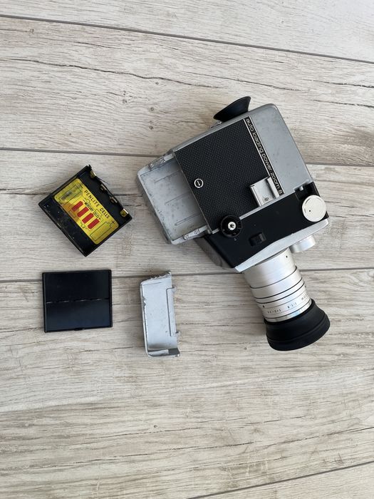 Ретро видеокамера Yashica UL