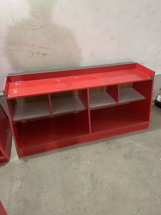 Витриналар сотилади, дўконлар учун.