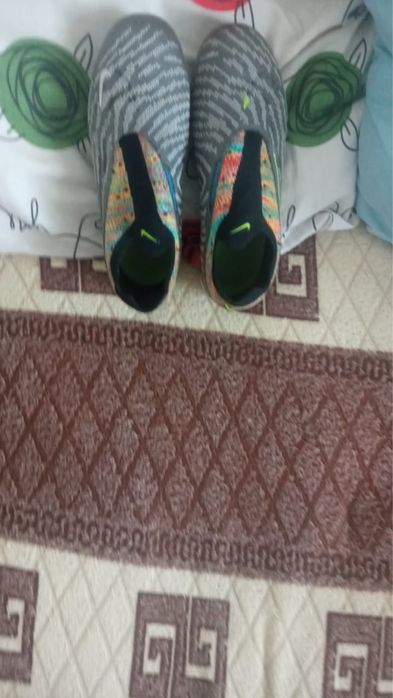 Бутсы фантом для футбола