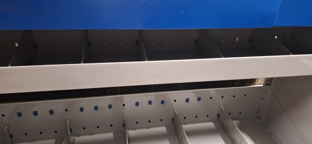 Стелаж  за   бус